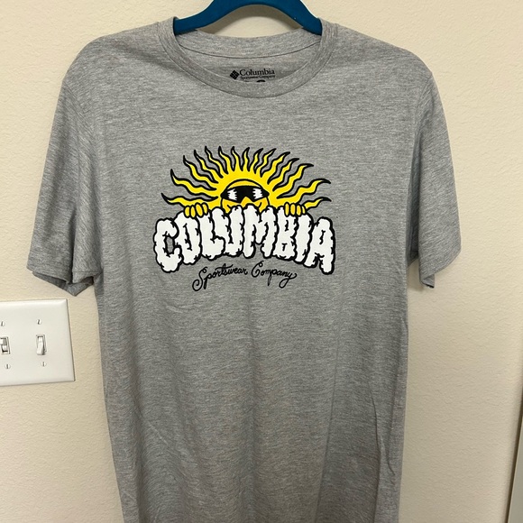 Columbia Sun Graphic Gray T-Shirt - Picture 1 of 5
